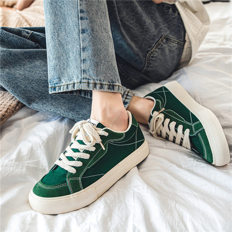 2023 wholesale low moq custom design unisex fashion casual canvas shoes