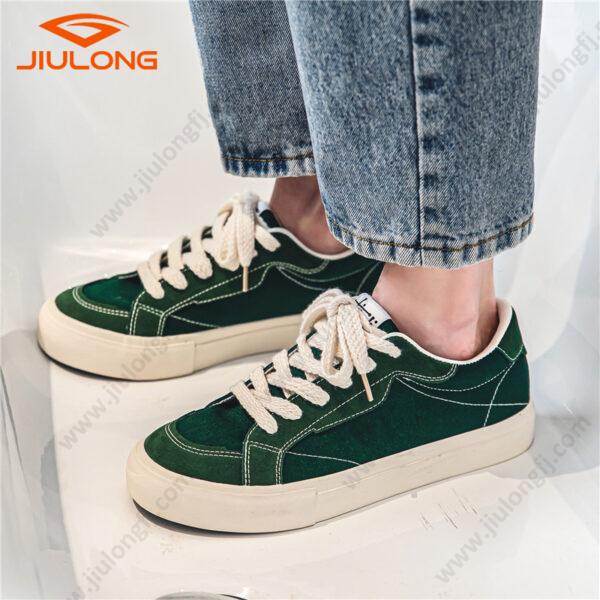 2023 wholesale low moq custom design men fashion casual canvas shoes